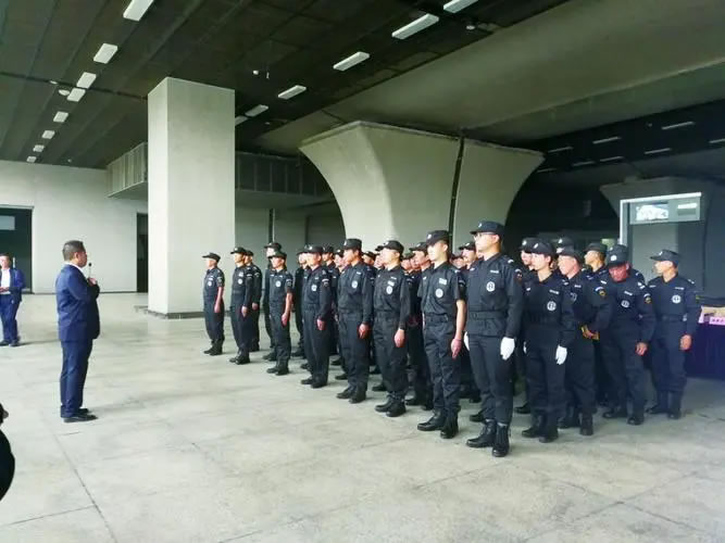 �R�r(sh��)�ڄ�(w��)������������